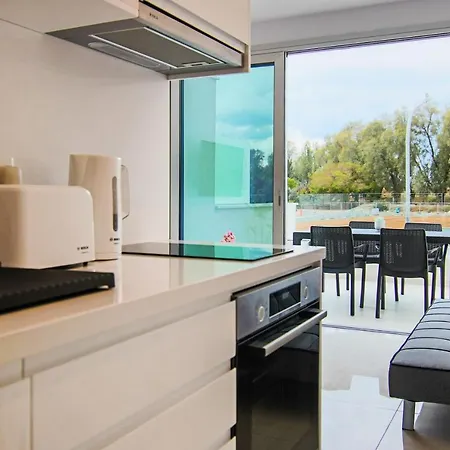 Апартаменти Phaedrus Living - Seaside Luxury Flat Harbour 103 Пафос Екстер'єр фото