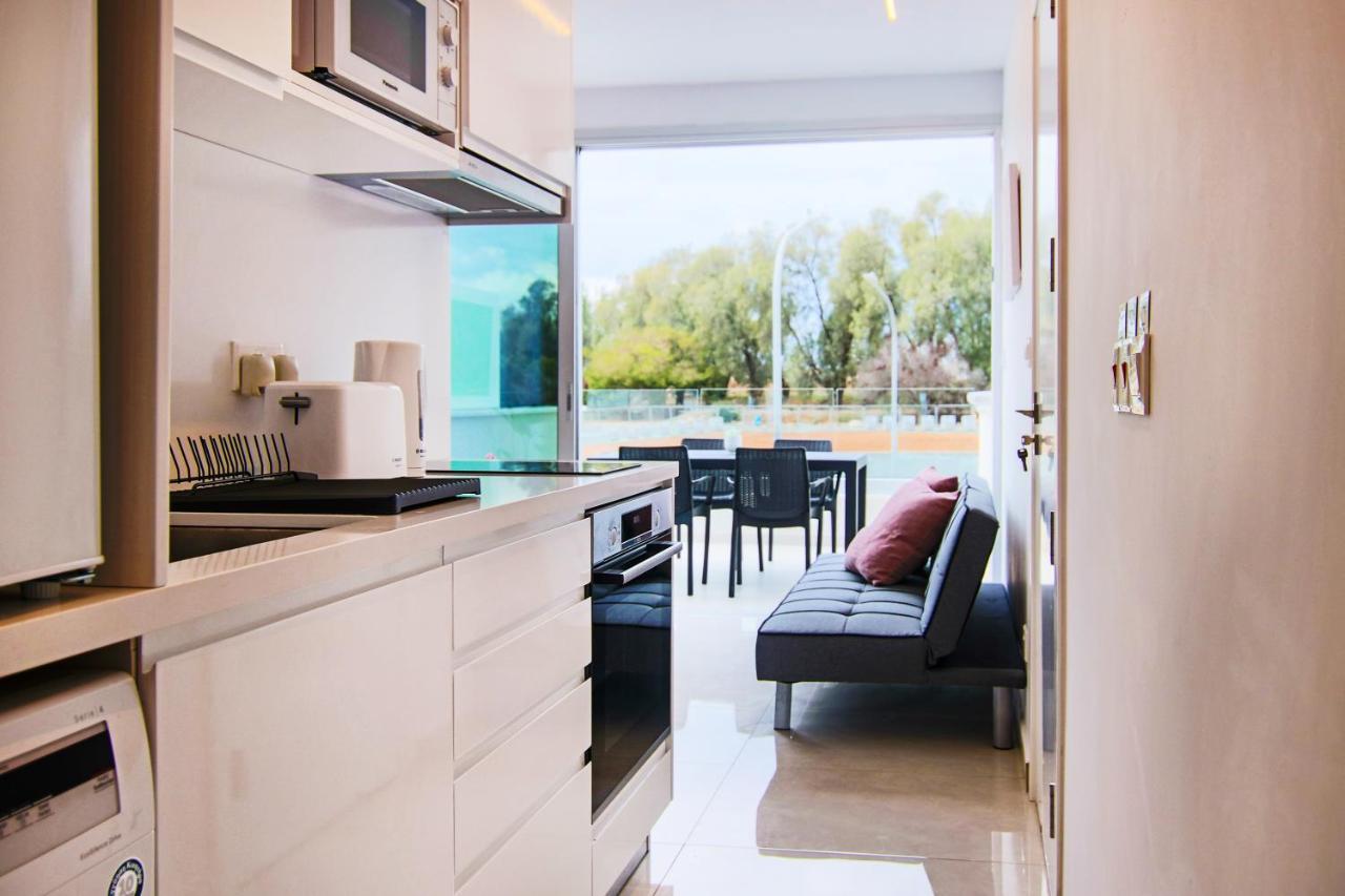 Apartment Phaedrus Living - Seaside Luxury Flat Harbour 103 Paphos