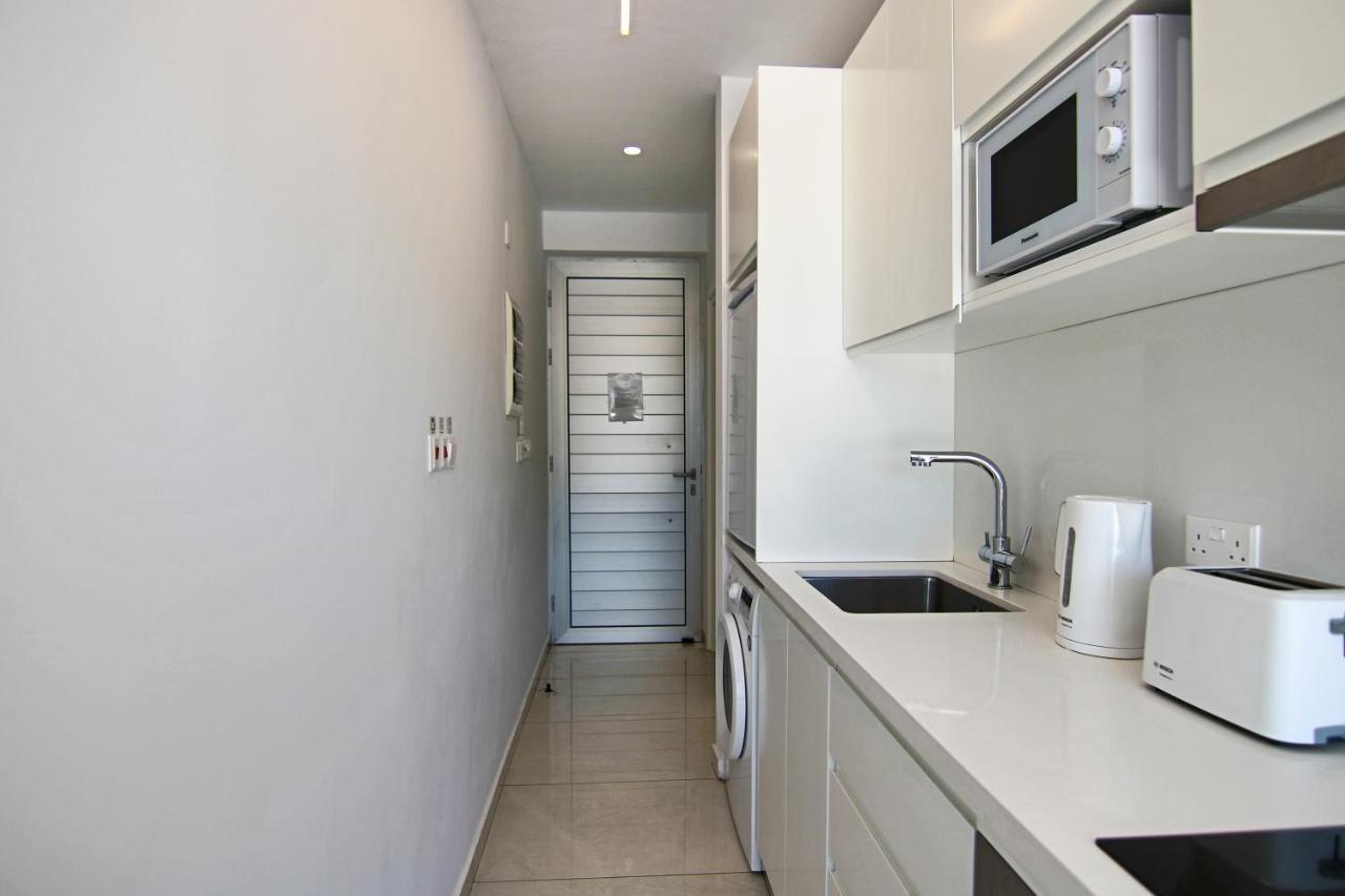 Phaedrus Living - Seaside Luxury Flat Harbour 103 Paphos